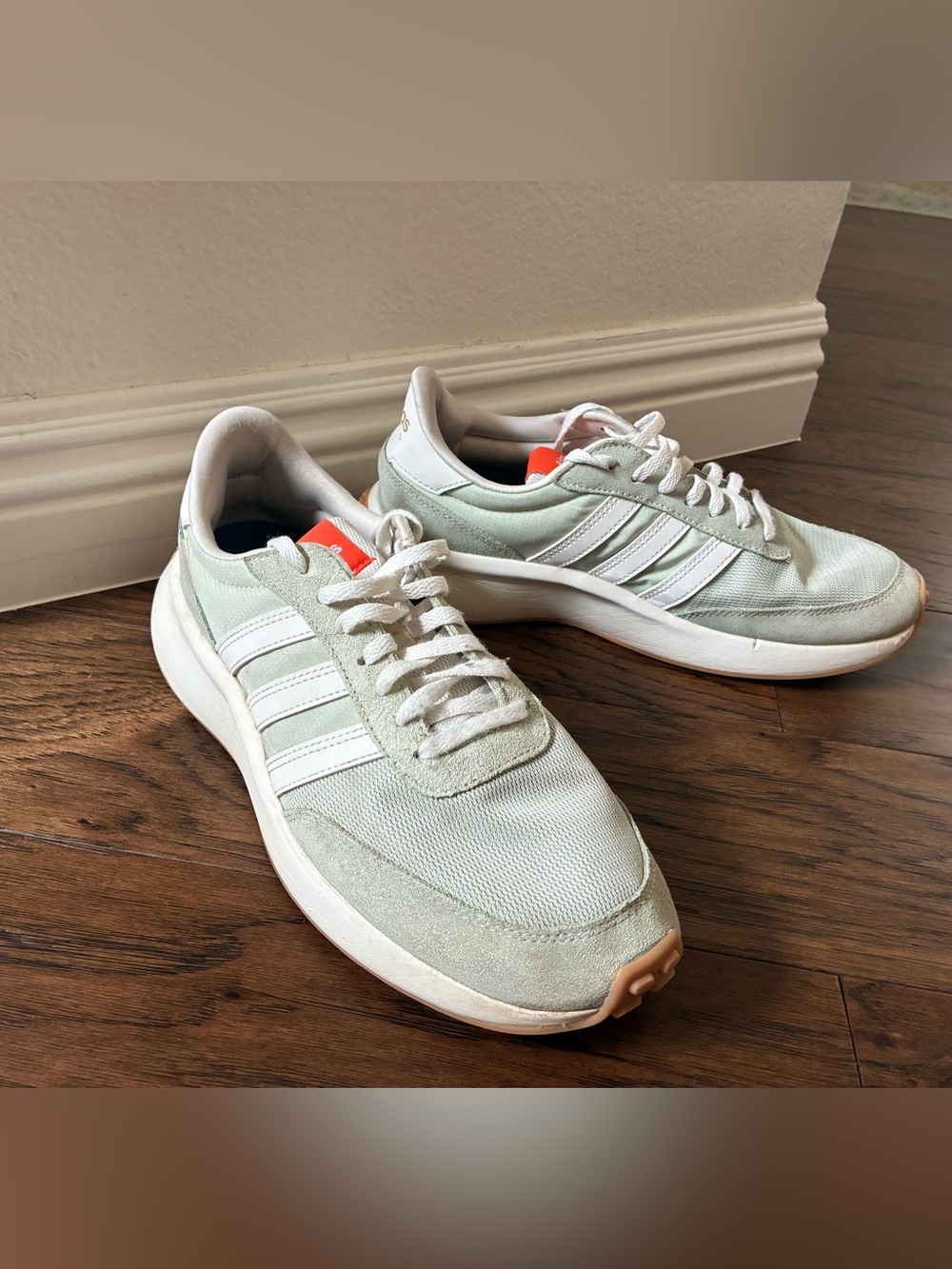 Adidas Mint Green and White Women's Basketball Running Tennis  Shoes Size 9